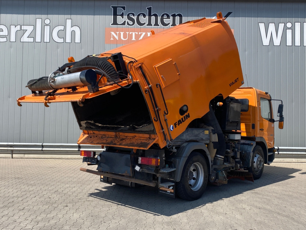 Mercedes-Benz 1523 L - Barredora vial: foto 5 Mercedes-Benz 1523 L - Barredora vial: foto 5