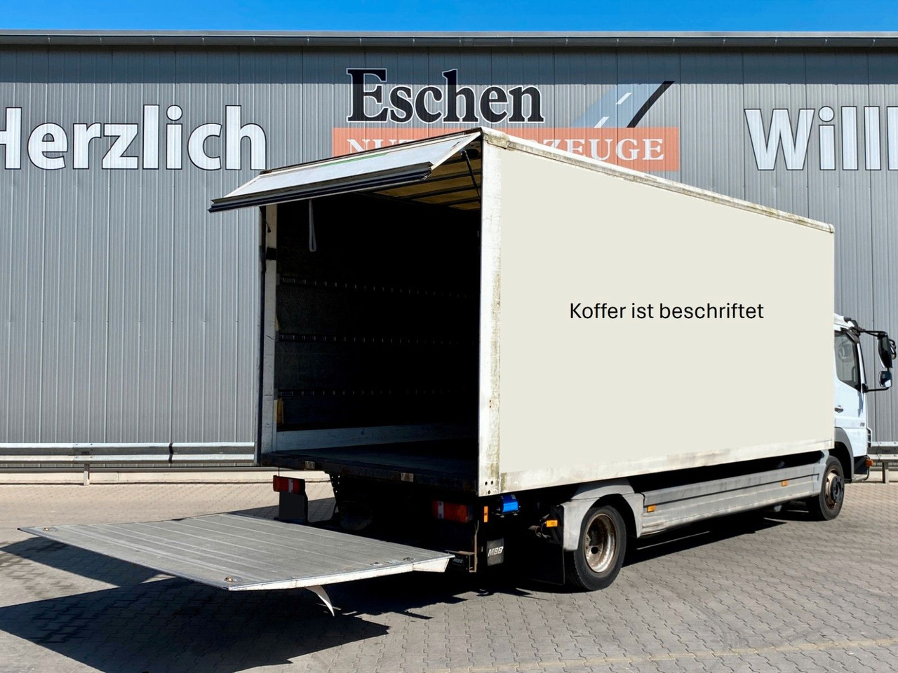 Mercedes-Benz 818 Atego | MBB LBW 1,00to.*3x Sitze*AHK*Teppich - Furgoneta: foto 5 Mercedes-Benz 818 Atego | MBB LBW 1,00to.*3x Sitze*AHK*Teppich - Furgoneta: foto 5