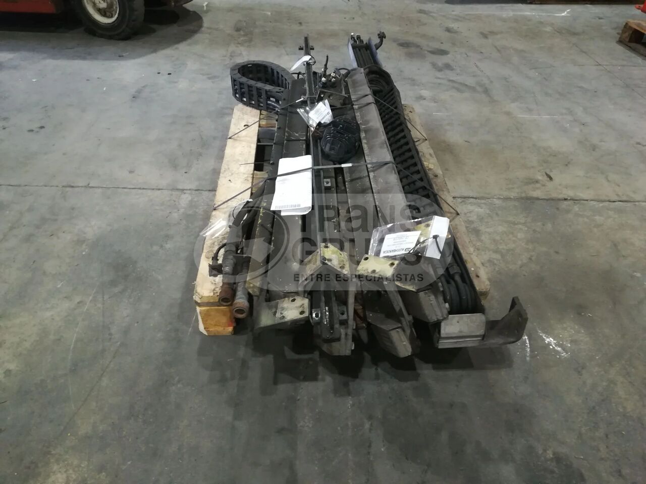 Bandejas para 2 funciones suplementarias - Piezas de recambio para Grúa para camión: foto 1 Bandejas para 2 funciones suplementarias - Piezas de recambio para Grúa para camión: foto 1