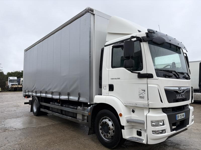 MAN TGM 18.290 - Camión lona: foto 1 MAN TGM 18.290 - Camión lona: foto 1