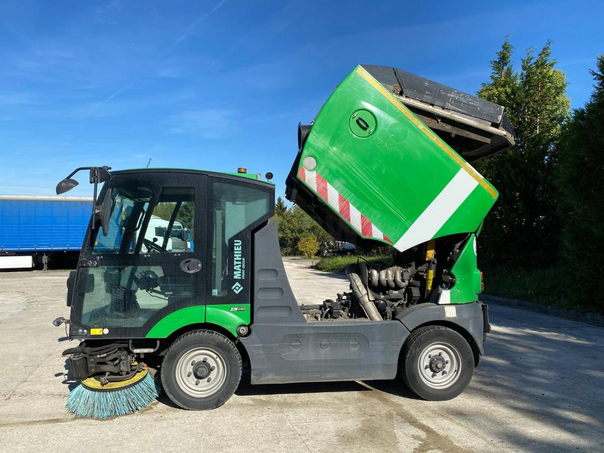 Mathieu Azura MC210 - Barredora vial: foto 4 Mathieu Azura MC210 - Barredora vial: foto 4