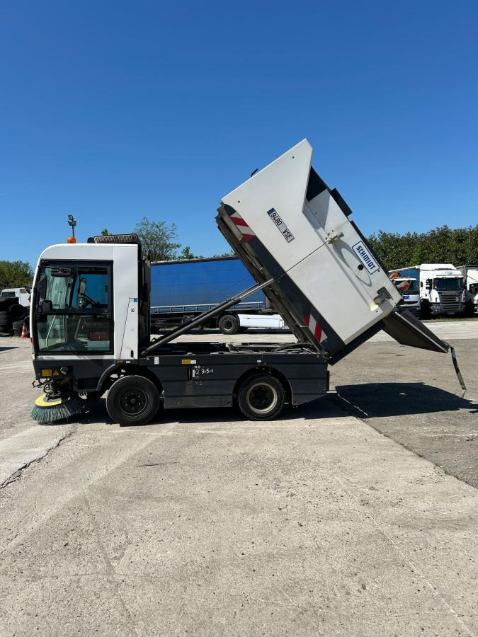 Schmidt Clingo 500 Compact 400 - Barredora vial: foto 2 Schmidt Clingo 500 Compact 400 - Barredora vial: foto 2