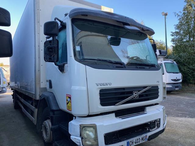 Volvo FE 300 - Camión caja cerrada: foto 3 Volvo FE 300 - Camión caja cerrada: foto 3