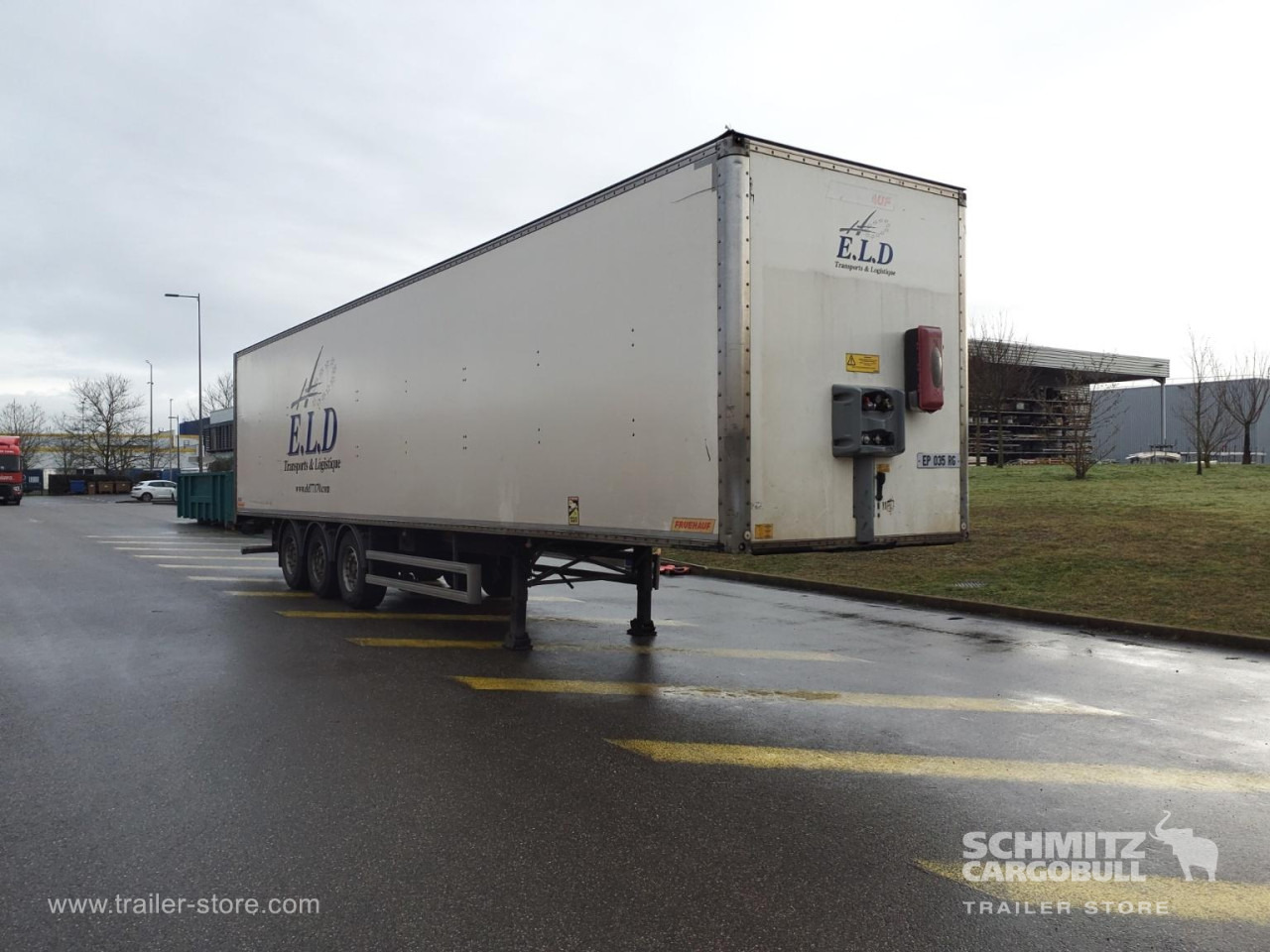 FRUEHAUF Dryfreight Standard Roller shutter door - Caja cerrada semirremolque: foto 1 FRUEHAUF Dryfreight Standard Roller shutter door - Caja cerrada semirremolque: foto 1