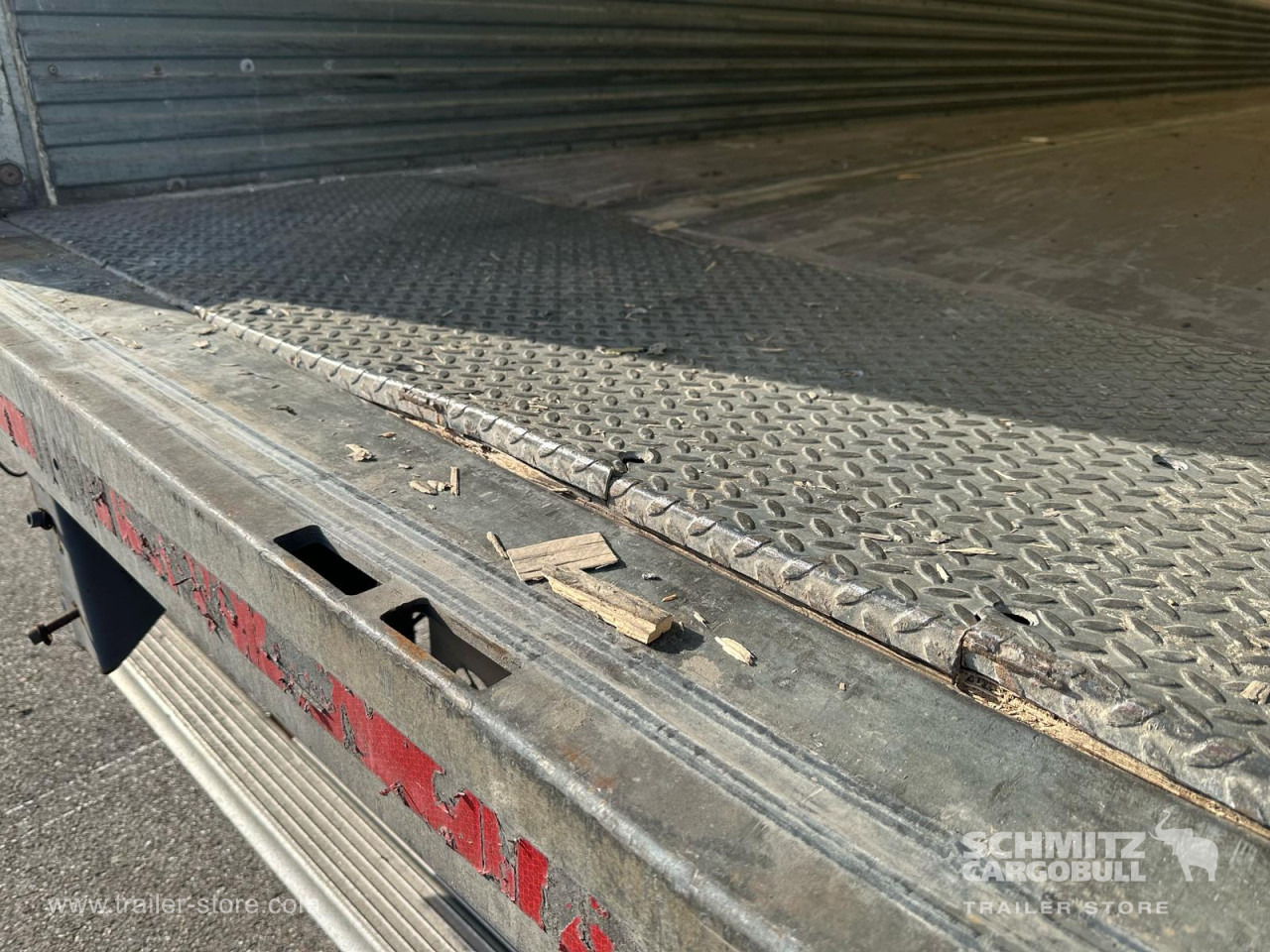 LECI TRAILER Dryfreight Standard Roller shutter door - Caja cerrada semirremolque: foto 5 LECI TRAILER Dryfreight Standard Roller shutter door - Caja cerrada semirremolque: foto 5