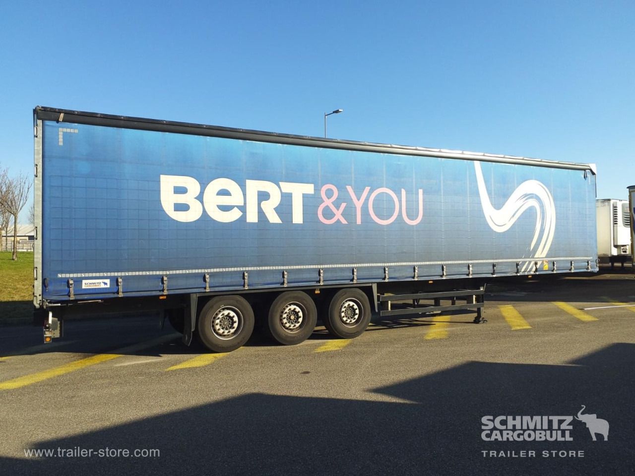 SCHMITZ Curtainsider Standard - Semirremolque lona: foto 2 SCHMITZ Curtainsider Standard - Semirremolque lona: foto 2