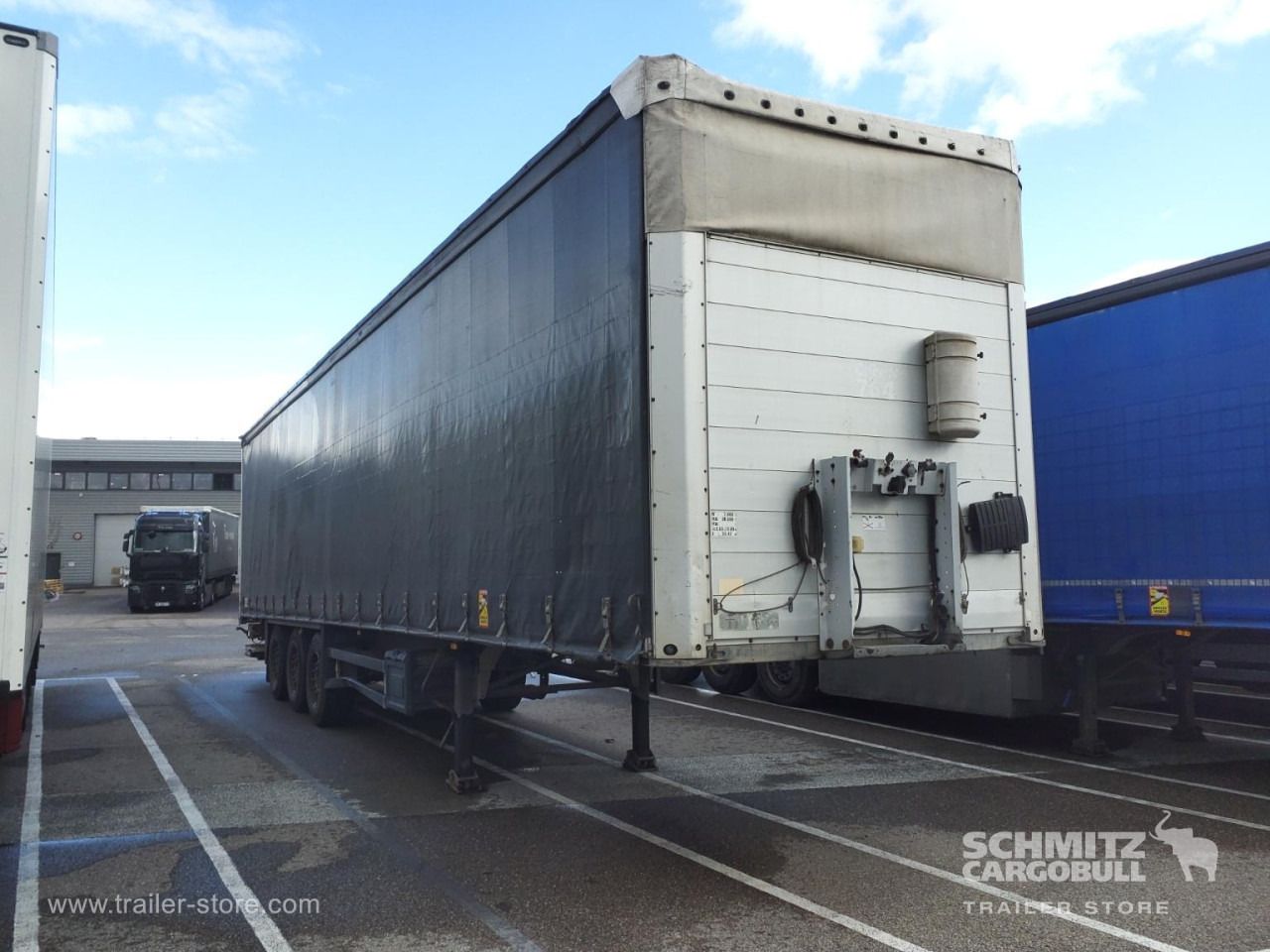 SCHMITZ Curtainsider Standard Taillift - Semirremolque lona: foto 3 SCHMITZ Curtainsider Standard Taillift - Semirremolque lona: foto 3