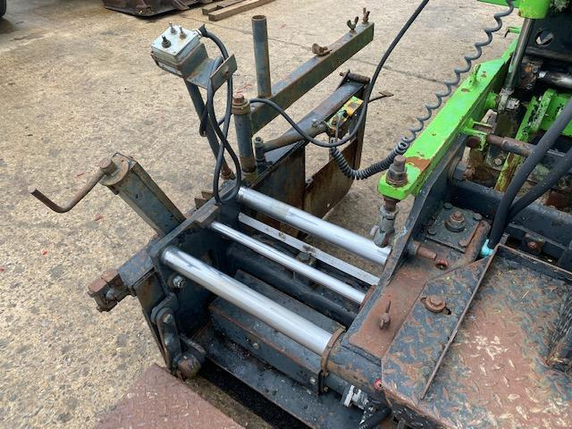 Pavimentadora de asfalto Demag Liba DF 60 C: foto 9 Pavimentadora de asfalto Demag Liba DF 60 C: foto 9