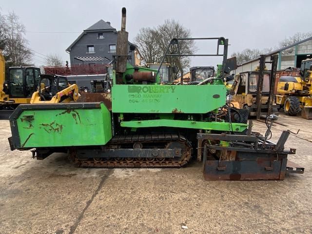 Pavimentadora de asfalto Demag Liba DF 60 C: foto 19 Pavimentadora de asfalto Demag Liba DF 60 C: foto 19