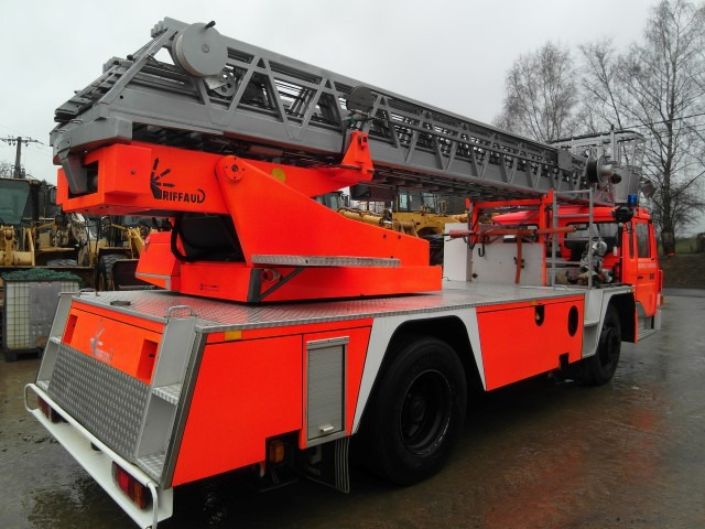 Renault G 260 - Camión de bomberos: foto 3 Renault G 260 - Camión de bomberos: foto 3