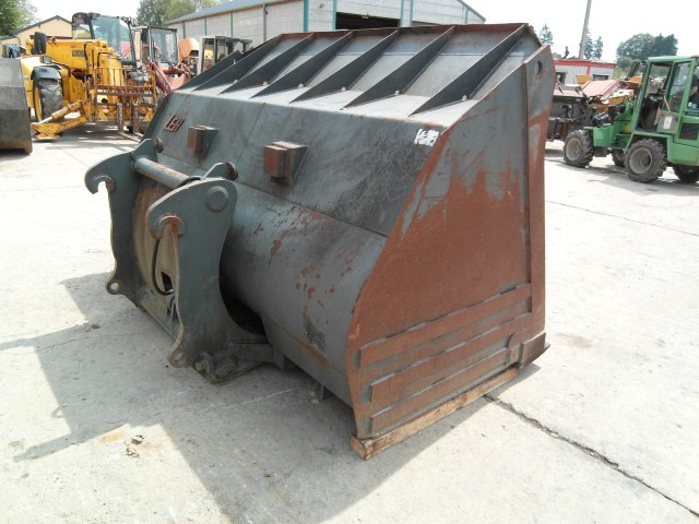 Volvo - Cazo cargador: foto 3 Volvo - Cazo cargador: foto 3