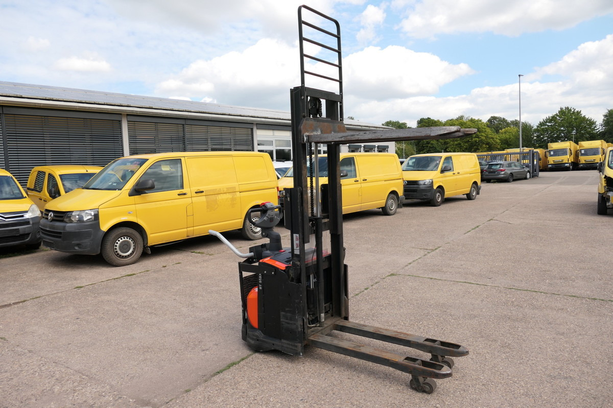 BT SWE 200D Batterie 04/2019 - Transpaleta: foto 1 BT SWE 200D Batterie 04/2019 - Transpaleta: foto 1