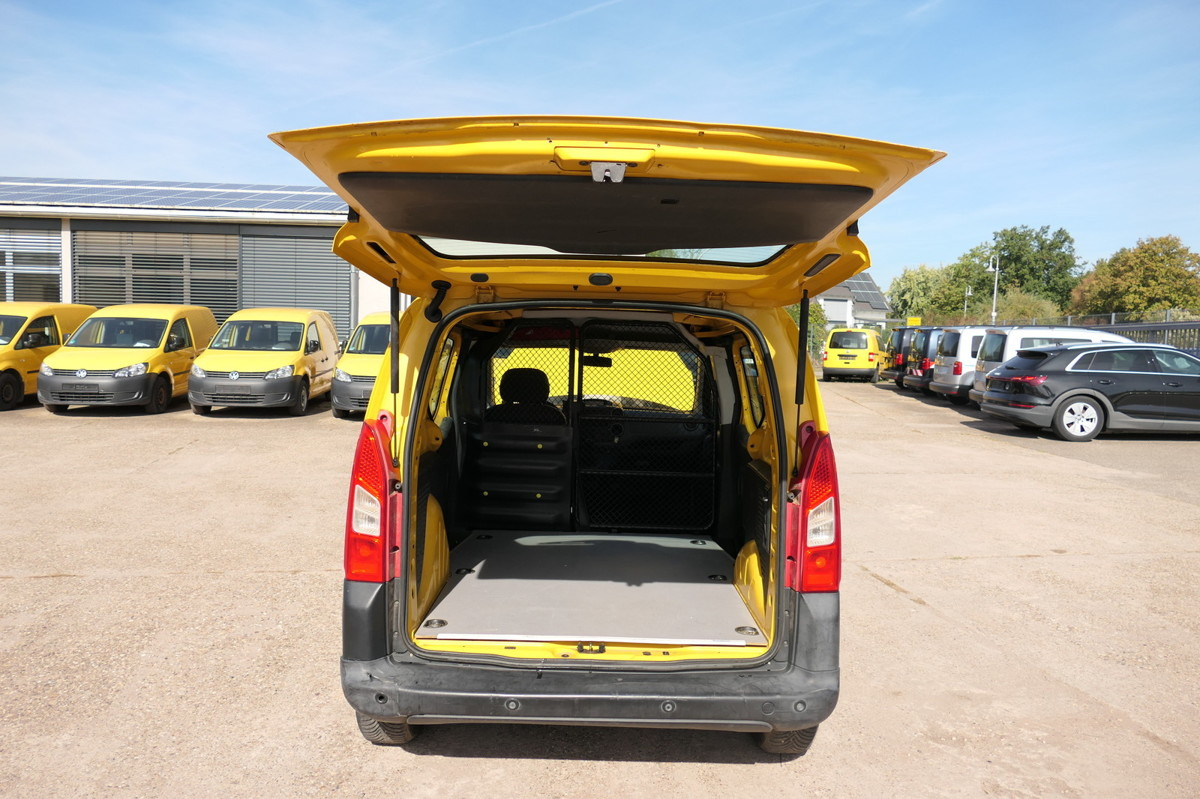 Furgoneta pequeña CITROEN Berlingo 16V HDI Niveau B L1 CoC PARKTRONIK 2xSC: foto 7