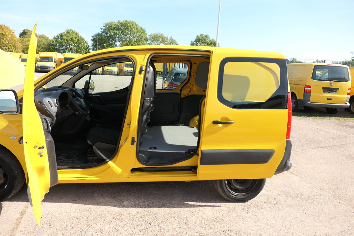 Furgoneta pequeña CITROEN Berlingo 16V HDI Niveau B L1 CoC PARKTRONIK 2xSC: foto 8