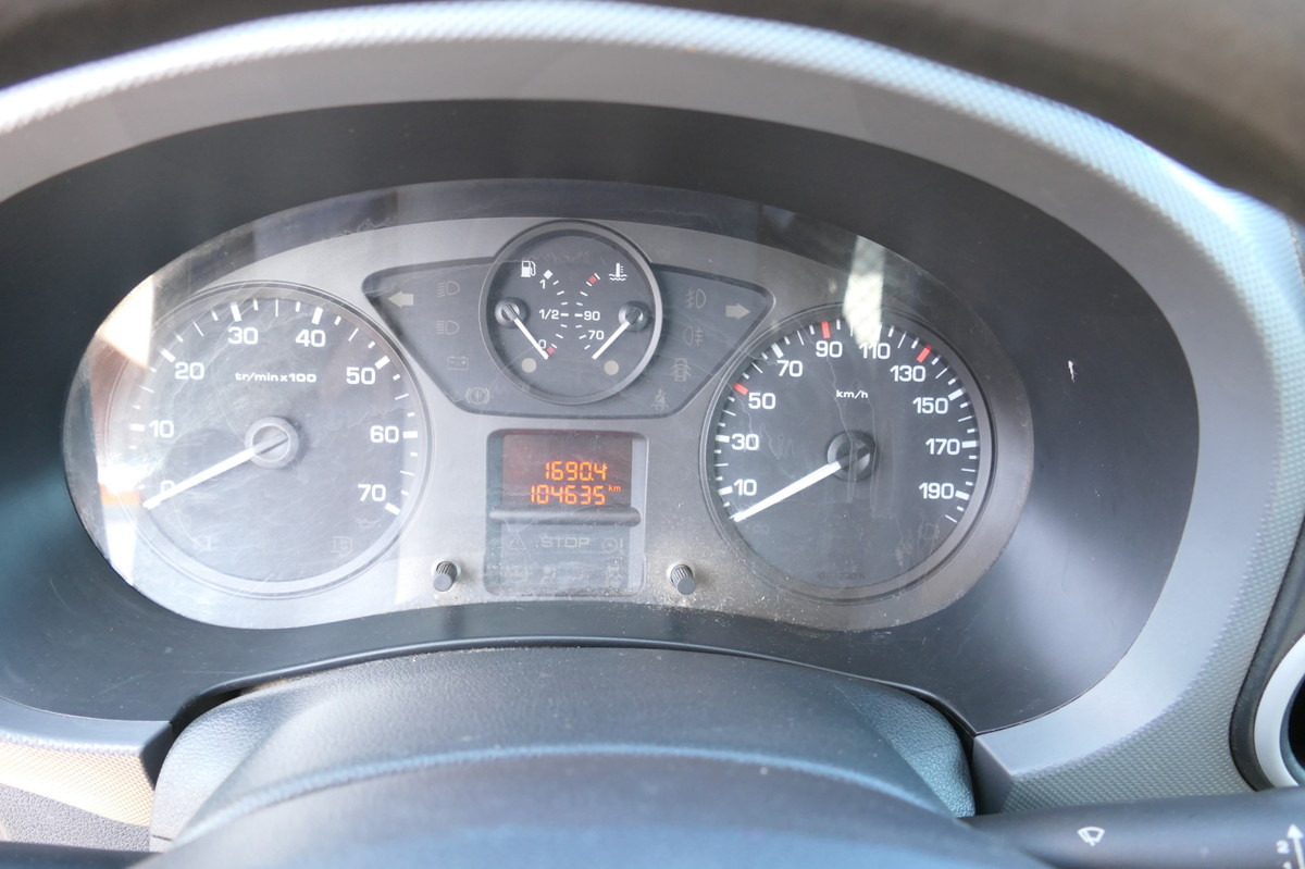 Furgoneta pequeña CITROEN Berlingo 16V HDI Niveau B L1 CoC PARKTRONIK 2xSC: foto 13