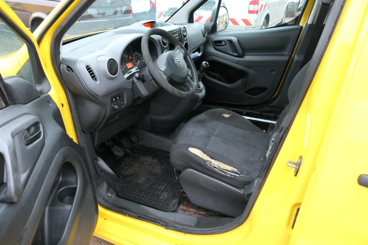 CITROEN Berlingo 16V HDI Niveau B L1 CoC PARKTRONIK 2xSC - Furgoneta pequeña: foto 5 CITROEN Berlingo 16V HDI Niveau B L1 CoC PARKTRONIK 2xSC - Furgoneta pequeña: foto 5