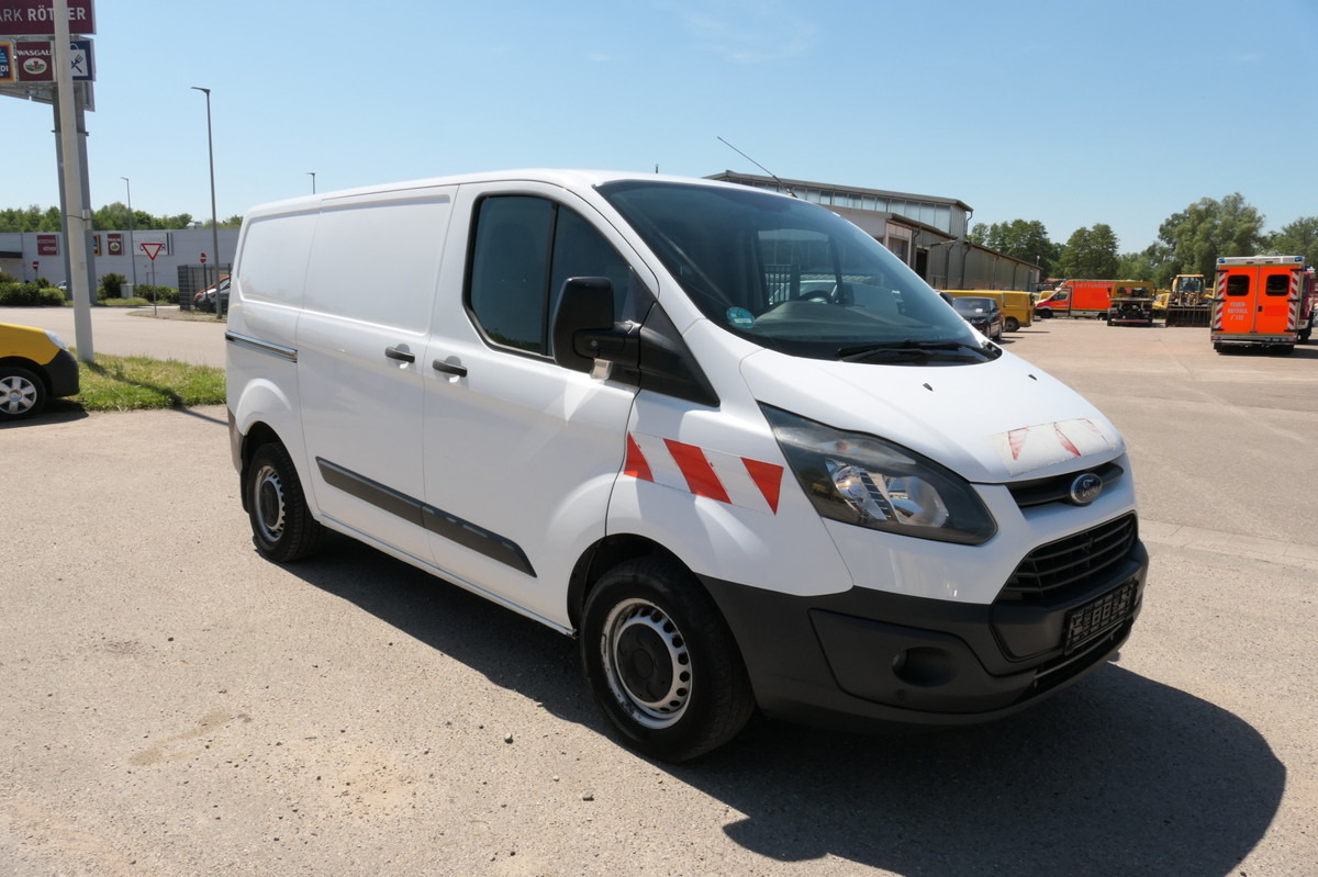 FORD Transit Custom 290 2.0 TDCi KLIMA WERKSTATTEINBA - Furgoneta pequeña: foto 3 FORD Transit Custom 290 2.0 TDCi KLIMA WERKSTATTEINBA - Furgoneta pequeña: foto 3