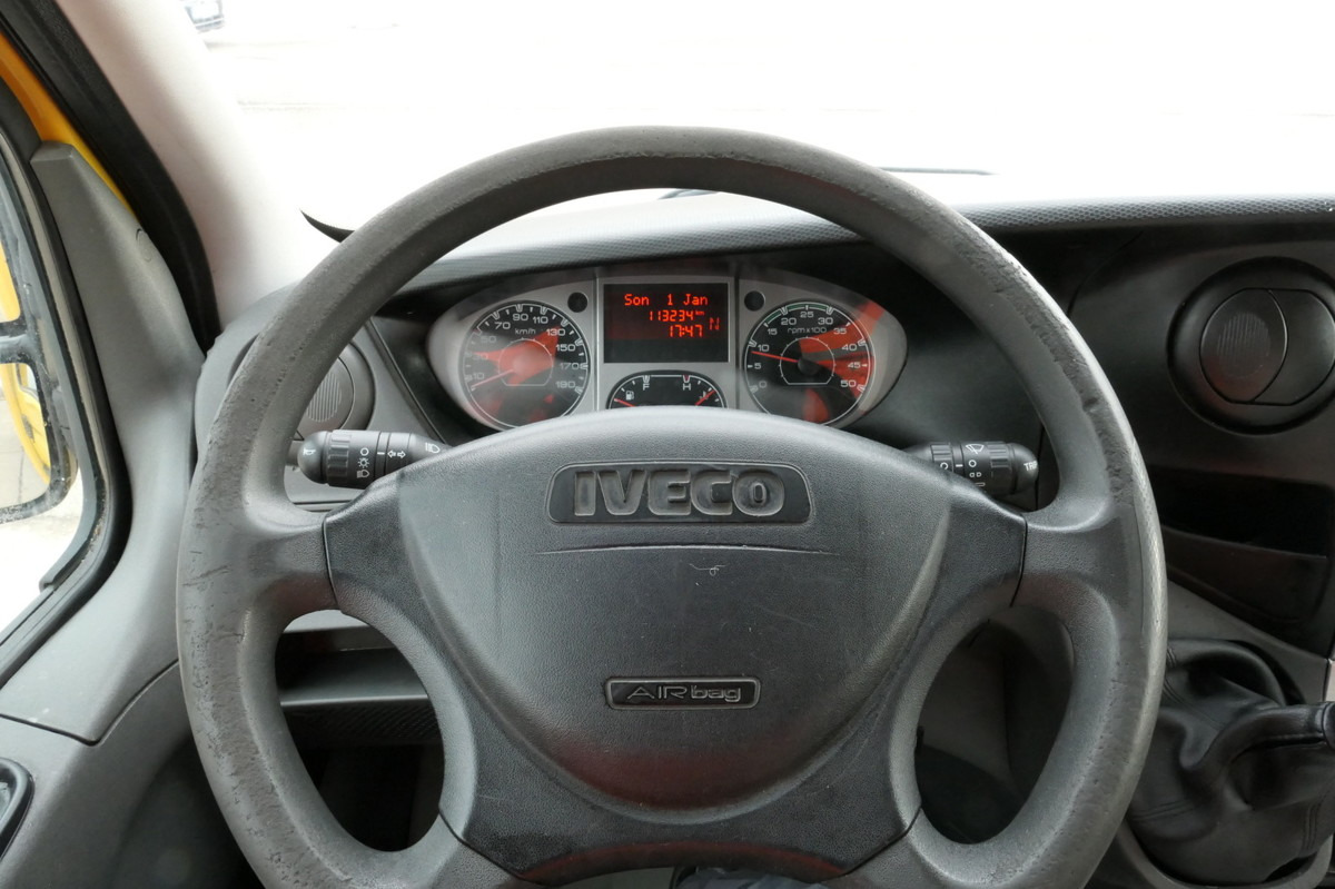 Furgoneta IVECO Daily 35 S11 C30C AUTOMATIK KAMERA MAXI Regale D: foto 11