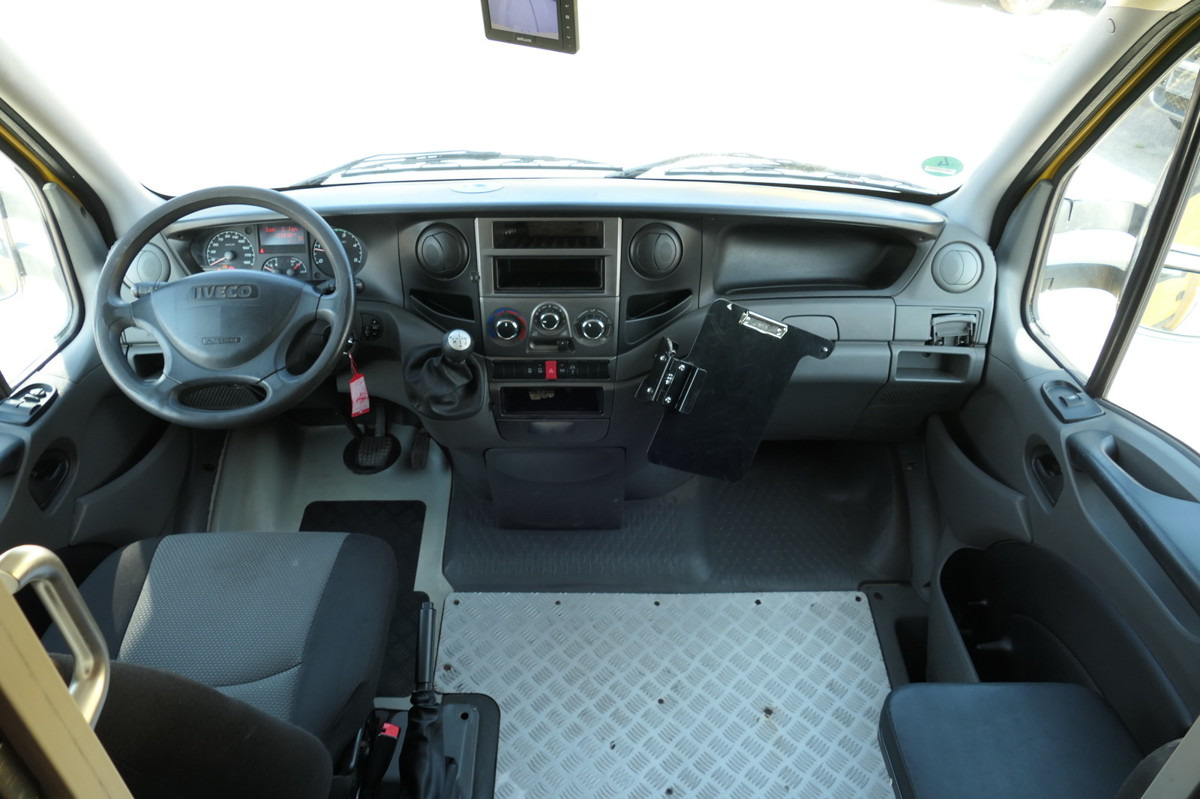 Furgoneta IVECO Daily 35 S11 C30C AUTOMATIK KAMERA MAXI Regale L: foto 6