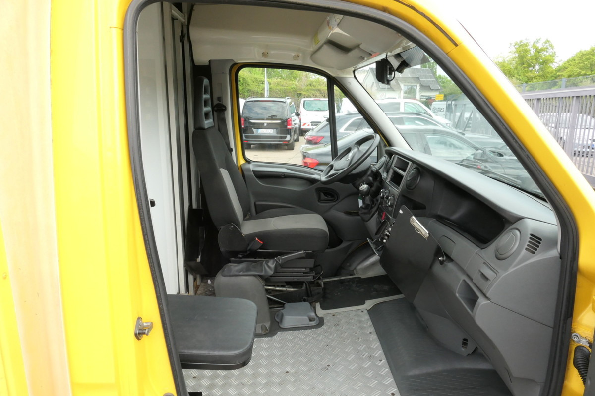 IVECO Daily 35 S11 C30C AUTOMATIK KAMERA Regale LUFT D - Furgoneta: foto 5 IVECO Daily 35 S11 C30C AUTOMATIK KAMERA Regale LUFT D - Furgoneta: foto 5