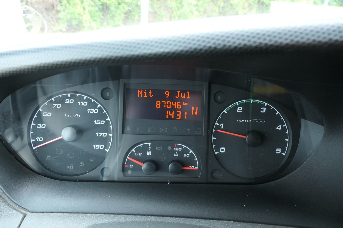 Furgoneta IVECO Daily 35 S11 C30C AUTOMATIK KAMERA Regale LUFT D: foto 11 Furgoneta IVECO Daily 35 S11 C30C AUTOMATIK KAMERA Regale LUFT D: foto 11