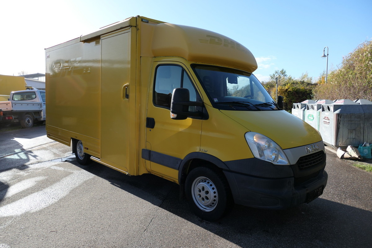 IVECO Daily 35 S11 C30C AUTOMATIK KAMERA Regale LUFT D - Furgoneta: foto 1 IVECO Daily 35 S11 C30C AUTOMATIK KAMERA Regale LUFT D - Furgoneta: foto 1