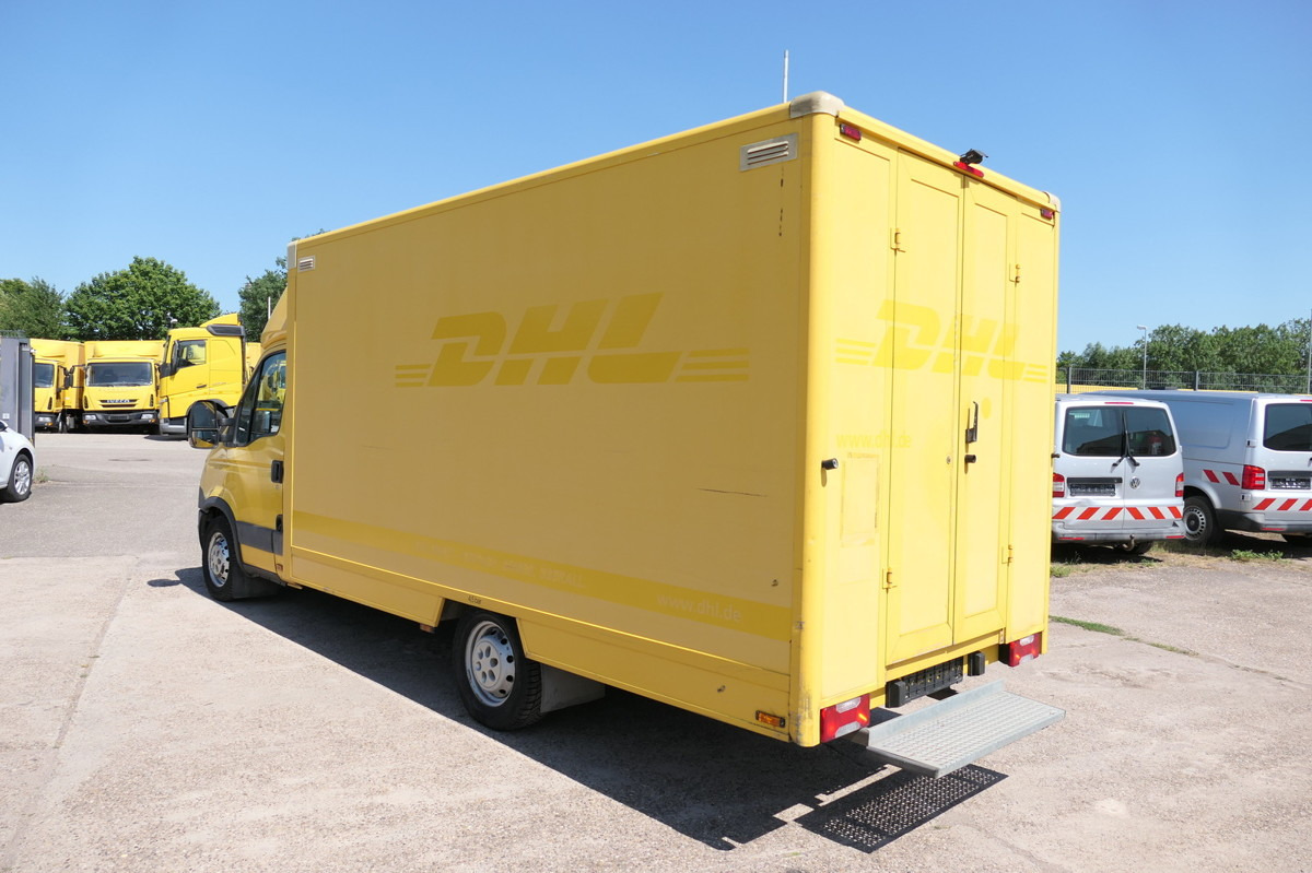 IVECO Daily 35 S11 C30C AUTOMATIK KAMERA Regale LUFT D - Furgoneta: foto 4 IVECO Daily 35 S11 C30C AUTOMATIK KAMERA Regale LUFT D - Furgoneta: foto 4