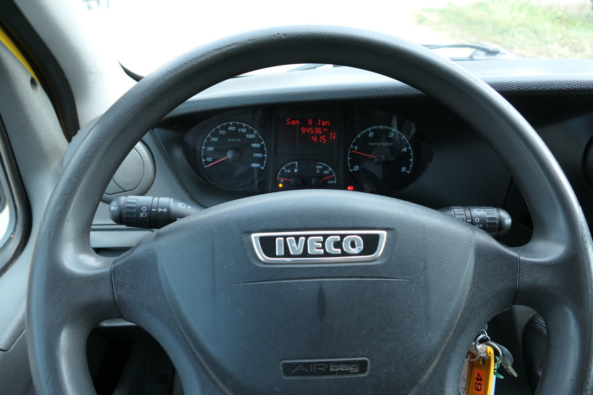 Furgoneta IVECO Daily 35 S11 C30C AUTOMATIK KAMERA Regale LUFT D: foto 11 Furgoneta IVECO Daily 35 S11 C30C AUTOMATIK KAMERA Regale LUFT D: foto 11