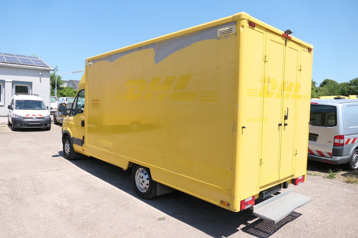 IVECO Daily 35 S11 C30C AUTOMATIK KAMERA Regale LUFT D - Furgoneta: foto 4 IVECO Daily 35 S11 C30C AUTOMATIK KAMERA Regale LUFT D - Furgoneta: foto 4