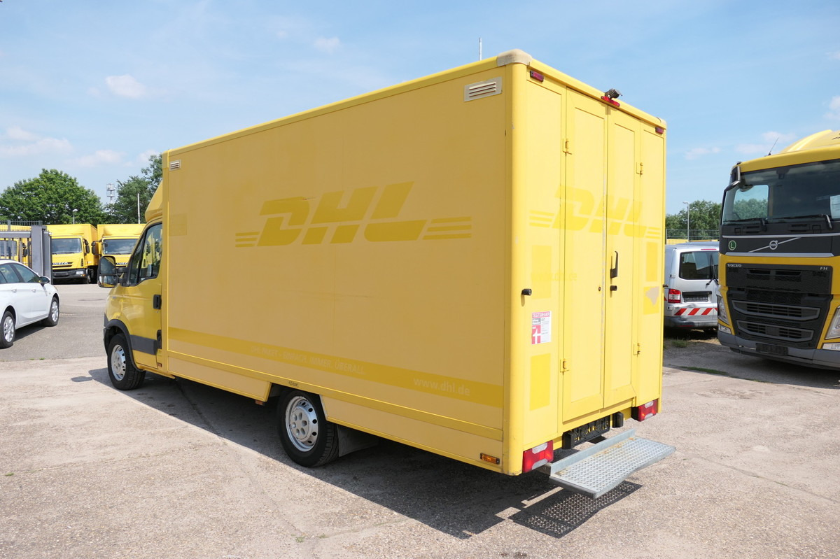 IVECO Daily 35 S11 C30C AUTOMATIK KAMERA Regale LUFT D - Furgoneta: foto 4 IVECO Daily 35 S11 C30C AUTOMATIK KAMERA Regale LUFT D - Furgoneta: foto 4