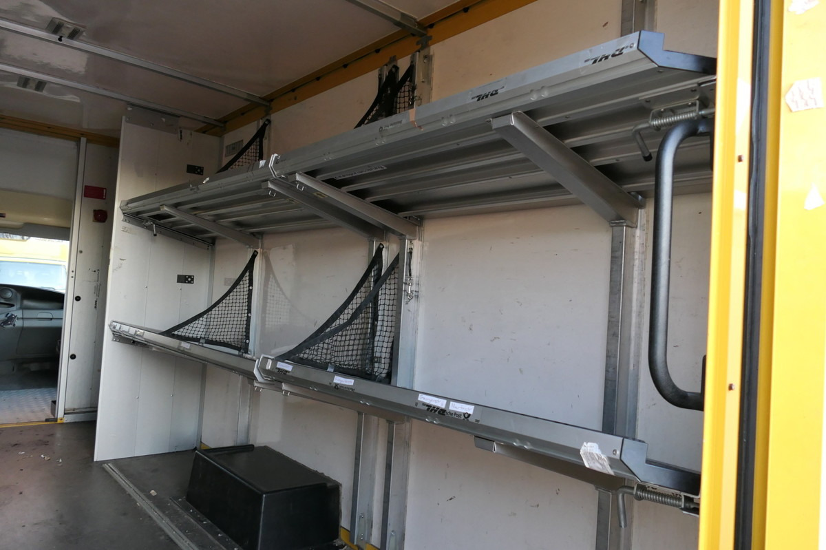 Furgoneta IVECO Daily 35 S11 C30C AUTOMATIK KAMERA Regale LUFT D: foto 8