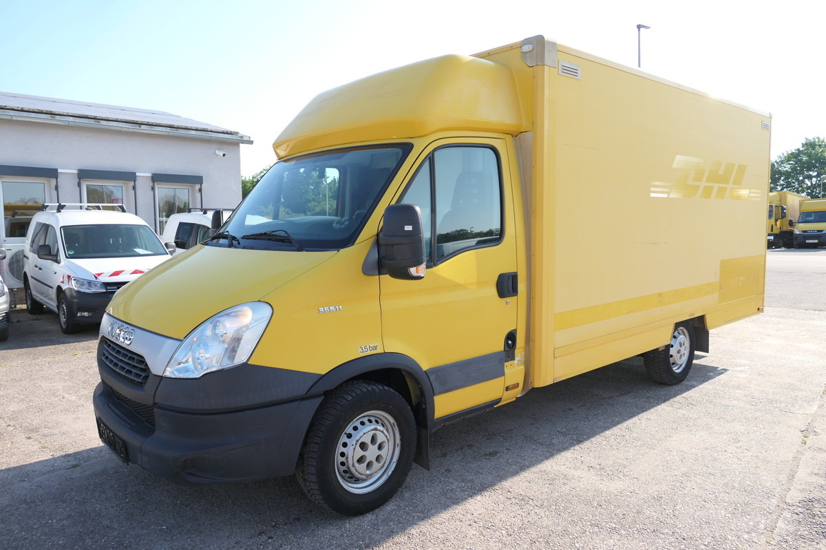 IVECO Daily 35 S11 C30C AUTOMATIK KAMERA Regale LUFT D - Furgoneta: foto 2 IVECO Daily 35 S11 C30C AUTOMATIK KAMERA Regale LUFT D - Furgoneta: foto 2