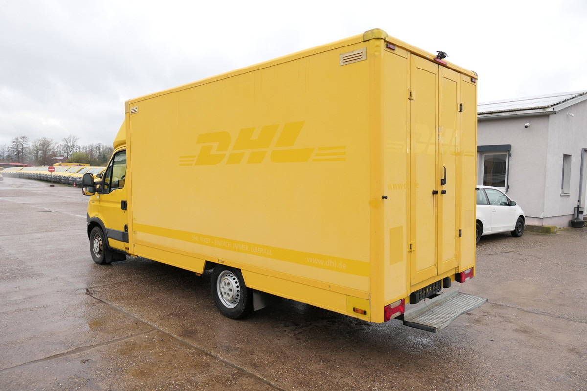 IVECO Daily 35 S11 C30C AUTOMATIK KAMERA Regale LUFT D - Furgoneta: foto 4 IVECO Daily 35 S11 C30C AUTOMATIK KAMERA Regale LUFT D - Furgoneta: foto 4