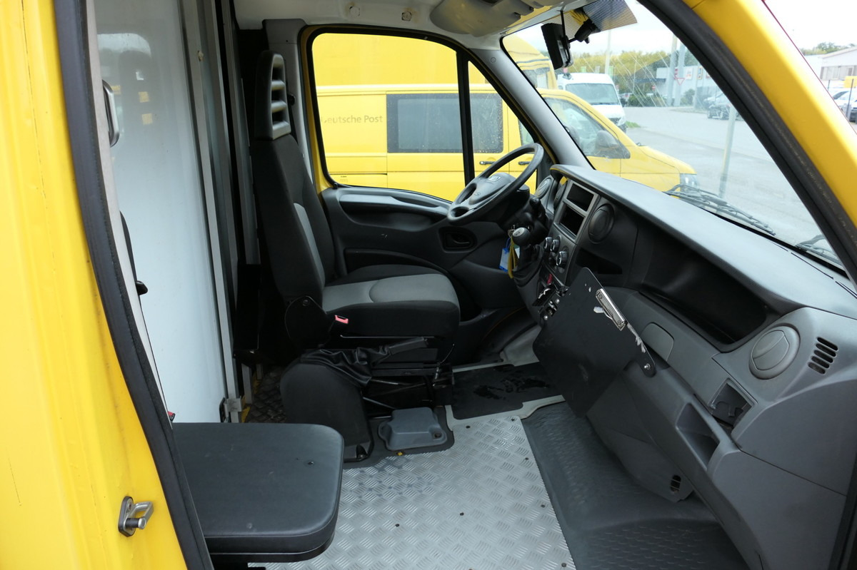 IVECO Daily 35 S11 C30C AUTOMATIK KAMERA Regale LUFT D - Furgoneta: foto 5 IVECO Daily 35 S11 C30C AUTOMATIK KAMERA Regale LUFT D - Furgoneta: foto 5