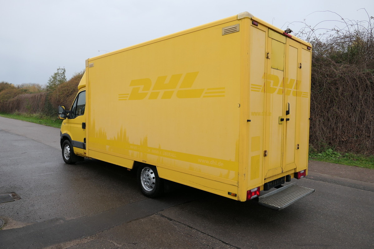 IVECO Daily 35 S11 C30C AUTOMATIK KAMERA Regale LUFT D - Furgoneta: foto 4 IVECO Daily 35 S11 C30C AUTOMATIK KAMERA Regale LUFT D - Furgoneta: foto 4