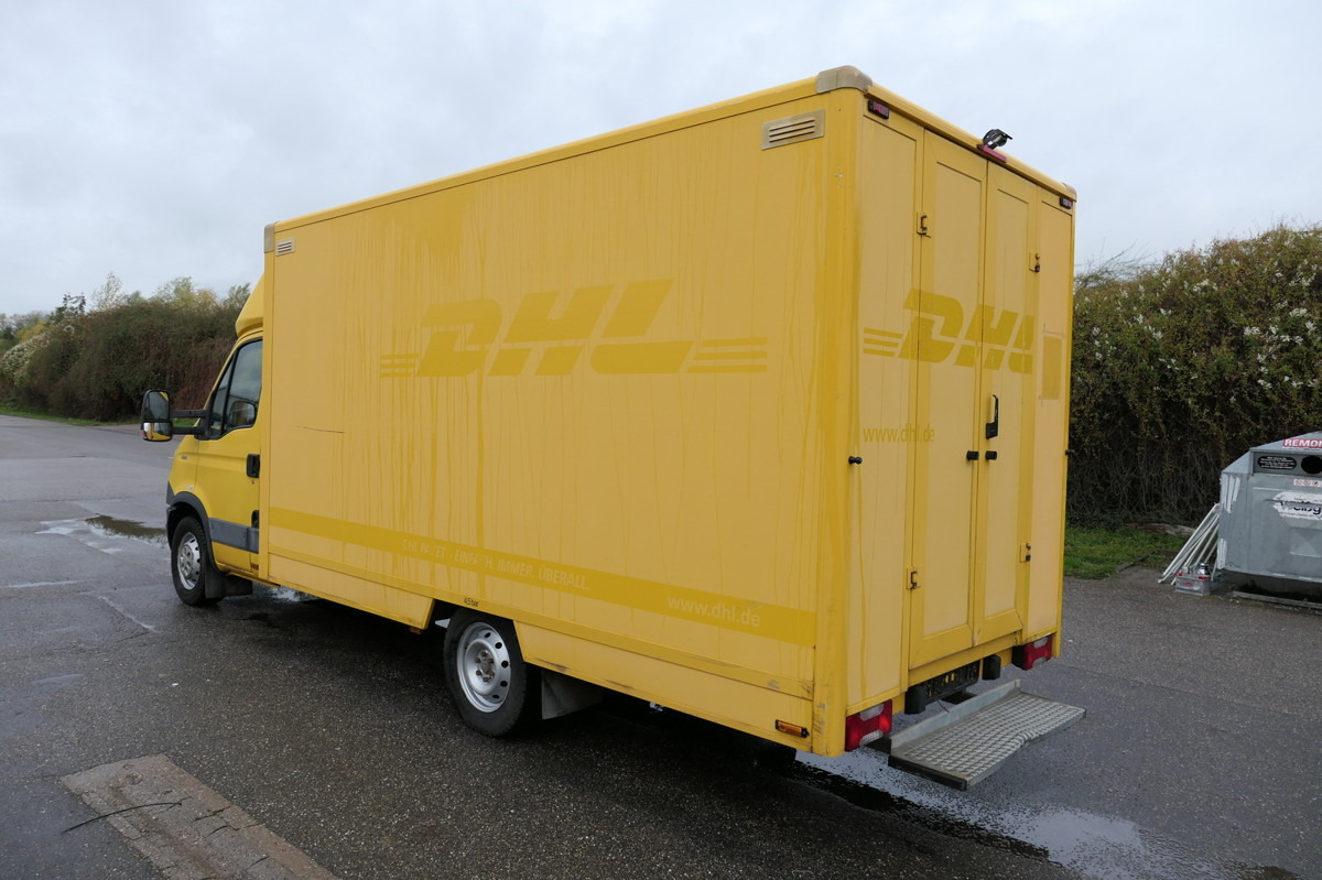 IVECO Daily 35 S11 C30C AUTOMATIK KAMERA Regale LUFT-E - Furgoneta: foto 4 IVECO Daily 35 S11 C30C AUTOMATIK KAMERA Regale LUFT-E - Furgoneta: foto 4