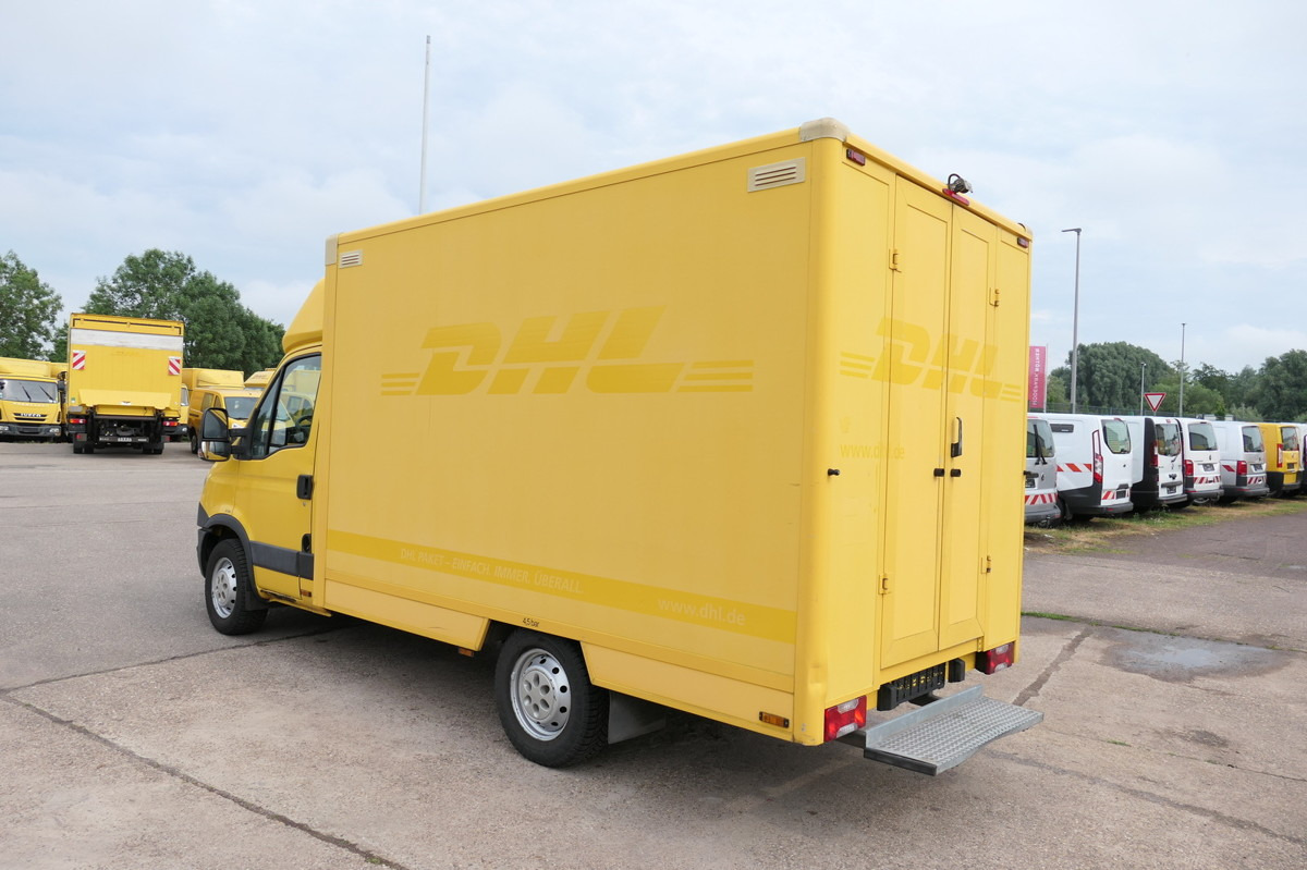 IVECO Daily 35 S11 C30C Kurz AUTOMATIK KAMERA Regale L - Furgoneta: foto 3 IVECO Daily 35 S11 C30C Kurz AUTOMATIK KAMERA Regale L - Furgoneta: foto 3