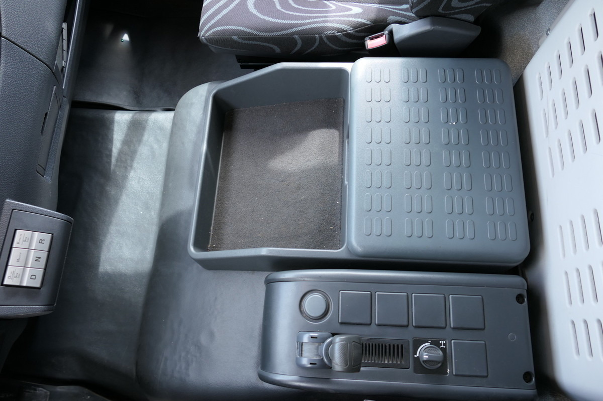 Furgoneta IVECO EuroCargo ML 75 E 16 P LBW LUFT EURO-5 Koffer-In: foto 10 Furgoneta IVECO EuroCargo ML 75 E 16 P LBW LUFT EURO-5 Koffer-In: foto 10