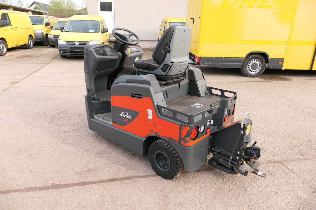 LINDE P 60 Z Schlepper 3-Rad - Remolcadora: foto 4 LINDE P 60 Z Schlepper 3-Rad - Remolcadora: foto 4