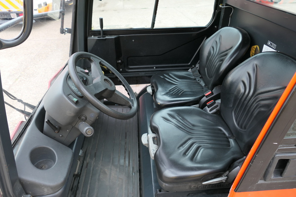 Remolcadora LINDE P250 Schlepper AHK Batterie 10/2022 Schiebetüren: foto 8