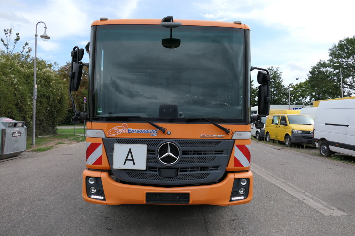 MERCEDES-BENZ 2635 NGE-L62N Econic Aufbau Zöller Medium KLIMA - Camión de basura: foto 3 MERCEDES-BENZ 2635 NGE-L62N Econic Aufbau Zöller Medium KLIMA - Camión de basura: foto 3
