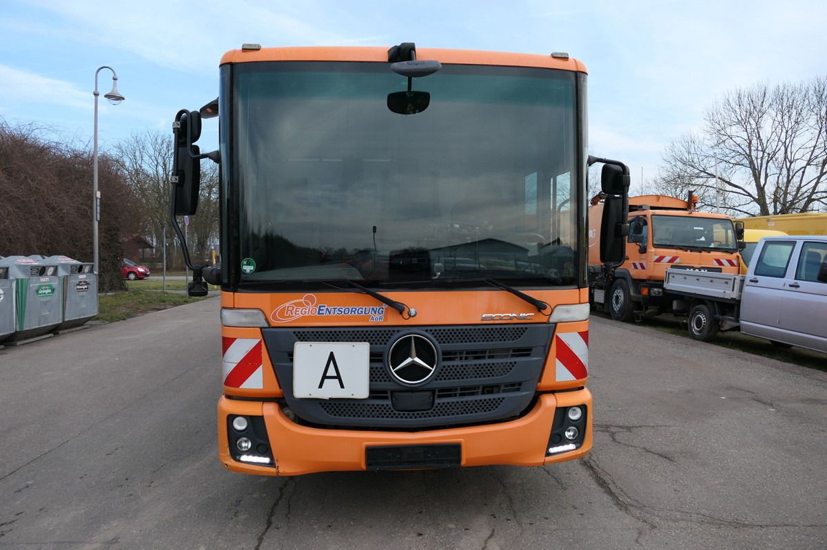 MERCEDES-BENZ 2635 NGE-L62N Econic Aufbau Zöller Medium X2 evo - Camión de basura: foto 2 MERCEDES-BENZ 2635 NGE-L62N Econic Aufbau Zöller Medium X2 evo - Camión de basura: foto 2