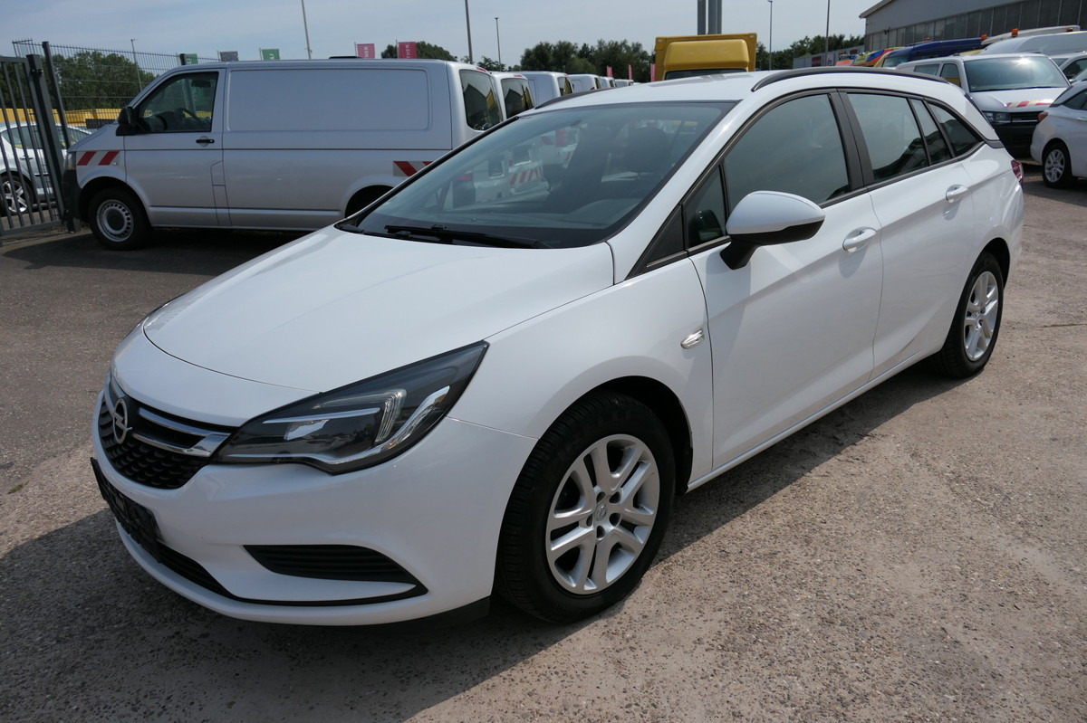 OPEL Astra K 1.6 CDTI Edition S/S KLIMA - Coche: foto 1 OPEL Astra K 1.6 CDTI Edition S/S KLIMA - Coche: foto 1