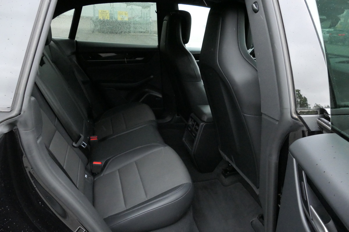 Leasing financiero de PORSCHE Macan 4 Electric - Bose Soundsystem Kombilimousi leasing PORSCHE Macan 4 Electric - Bose Soundsystem Kombilimousi: foto 10