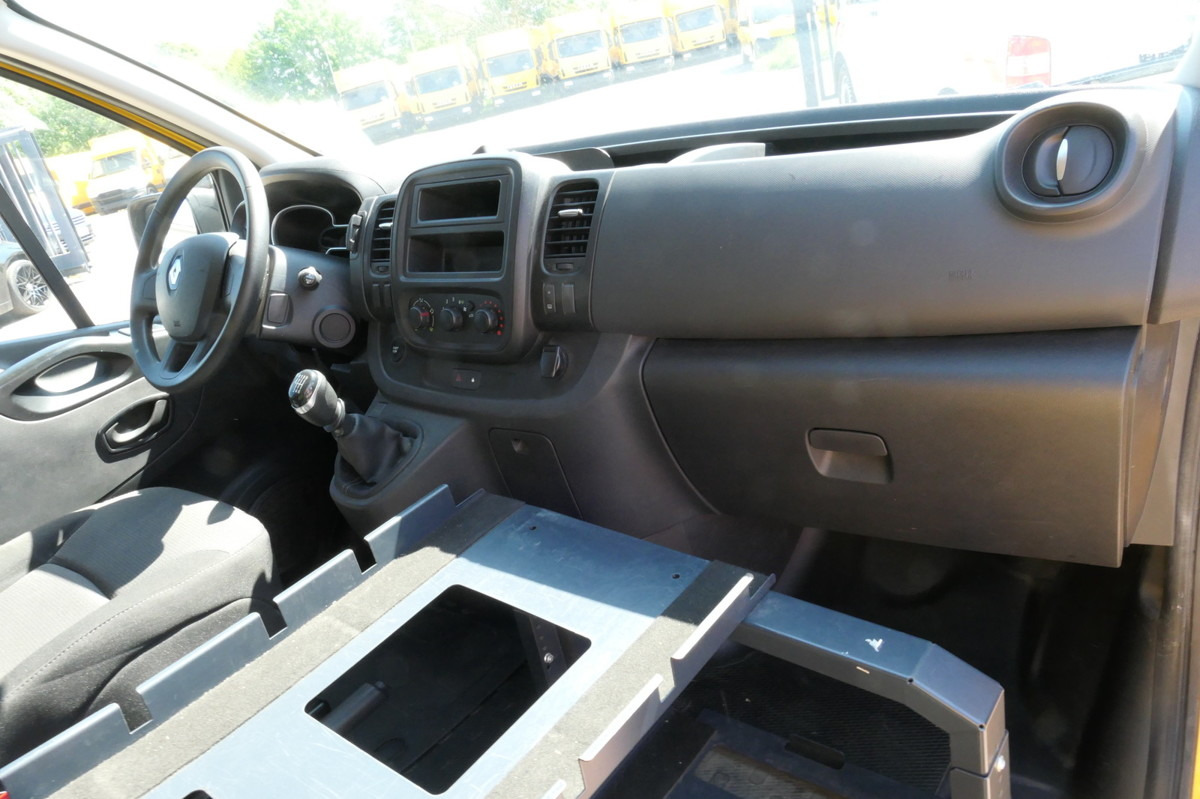 Furgoneta pequeña RENAULT Trafic dCi 120 L2H1: foto 8