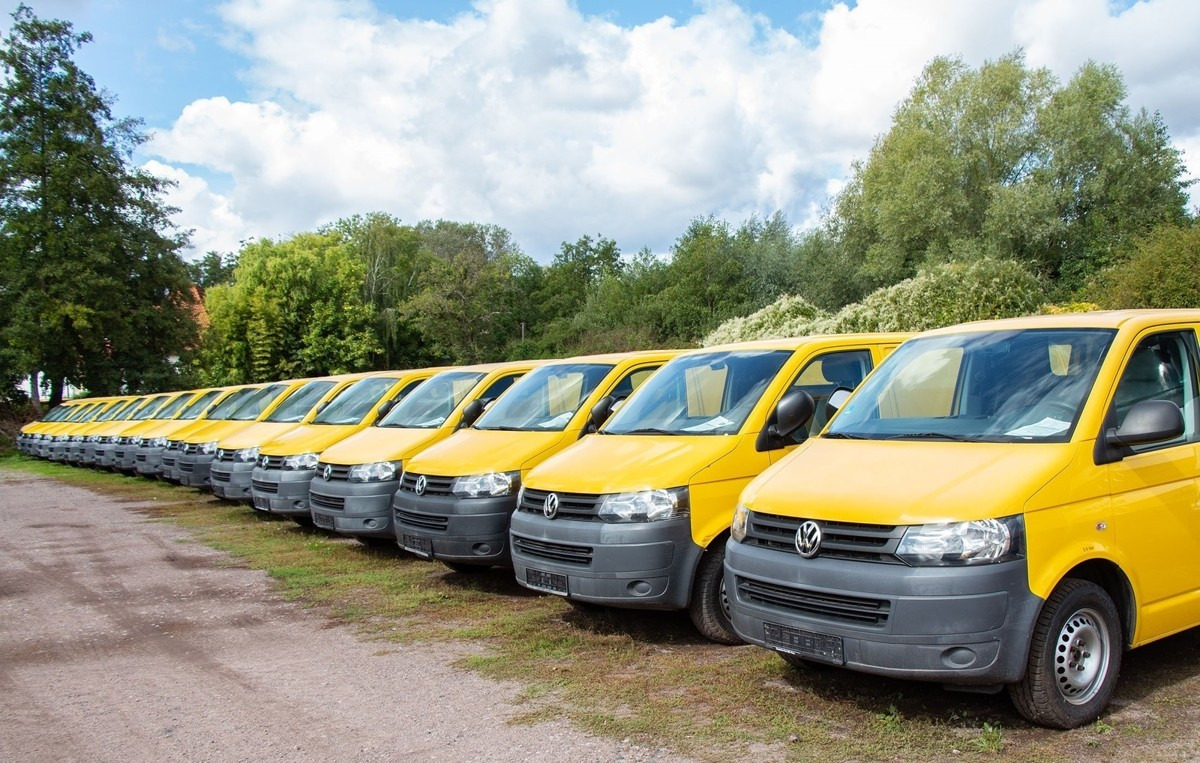 VW T5 Transporter 2.0 TDI 2-Sitzer EURO-5 CoC 2xSCH - Furgoneta pequeña: foto 1 VW T5 Transporter 2.0 TDI 2-Sitzer EURO-5 CoC 2xSCH - Furgoneta pequeña: foto 1