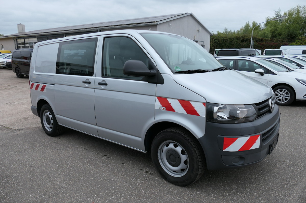 VW T5 Transporter 2.0 TDI KLIMA AHK Werkstatteinbau - Furgoneta pequeña: foto 2 VW T5 Transporter 2.0 TDI KLIMA AHK Werkstatteinbau - Furgoneta pequeña: foto 2