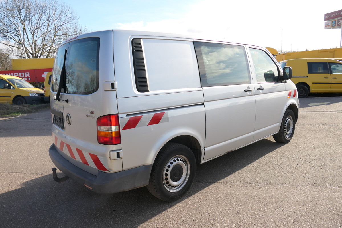 VW T5 Transporter 2.5 TDI 2-Sitzer 4Motion AHK KLIM - Furgoneta pequeña: foto 3 VW T5 Transporter 2.5 TDI 2-Sitzer 4Motion AHK KLIM - Furgoneta pequeña: foto 3