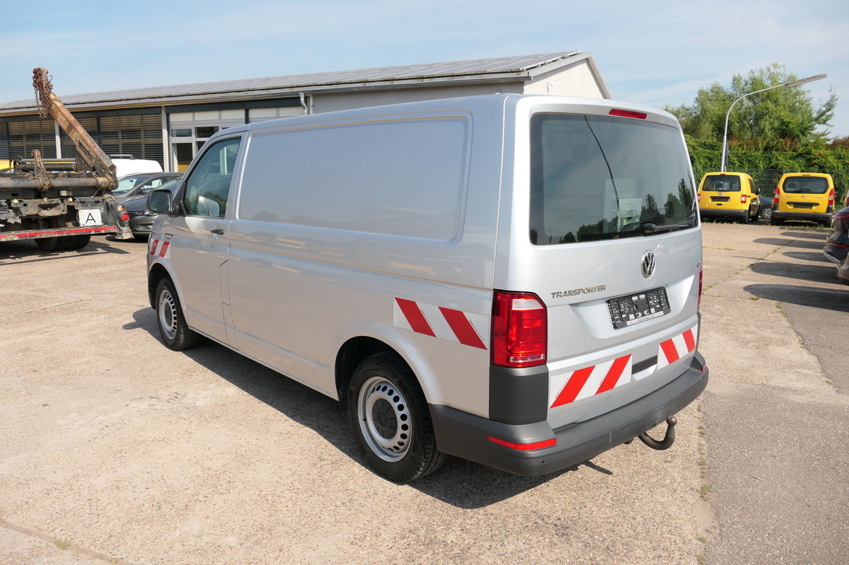 VW T6 Transporter 2.0 TDI KLIMA AHK WERKSTATTEINBAU - Furgoneta pequeña: foto 5 VW T6 Transporter 2.0 TDI KLIMA AHK WERKSTATTEINBAU - Furgoneta pequeña: foto 5