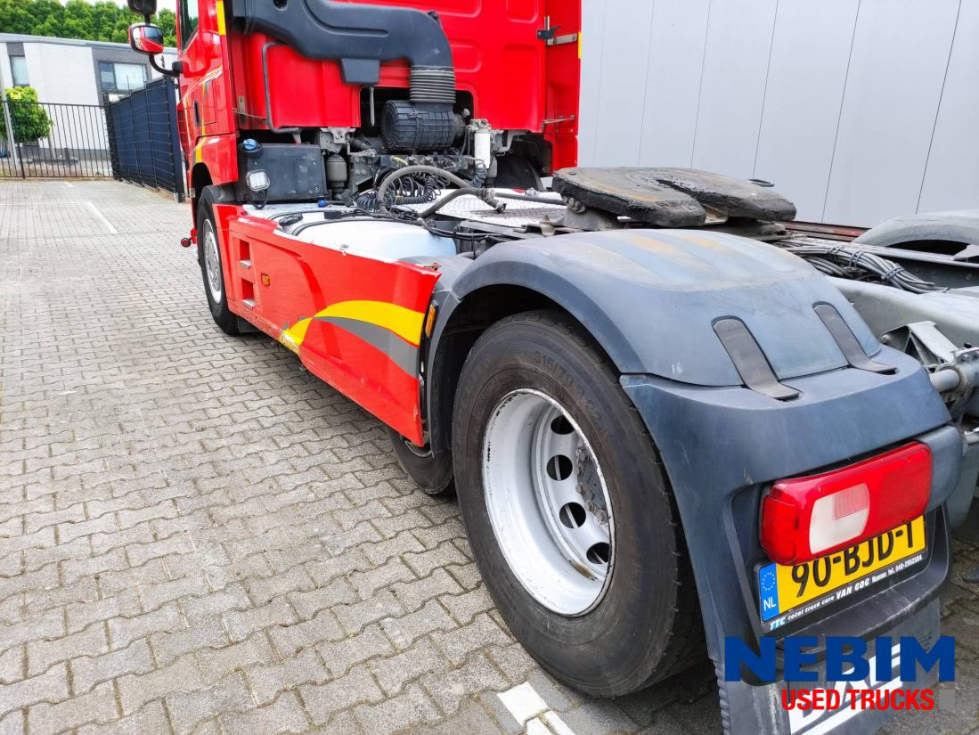 Cabeza tractora DAF CF 440 6x2 midlift - Space cab: foto 21